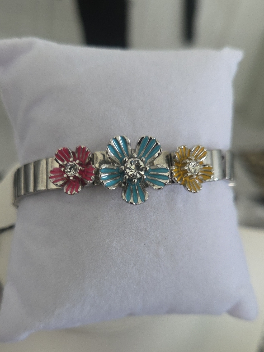Paparazzi Hamptons Headline Multi Bracelet NWT